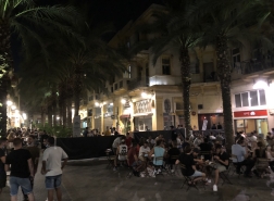 ما احلى السهر في البلدة التحتى!