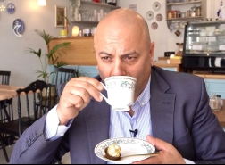 تعرفوا على لا لايل كافيه في جولس