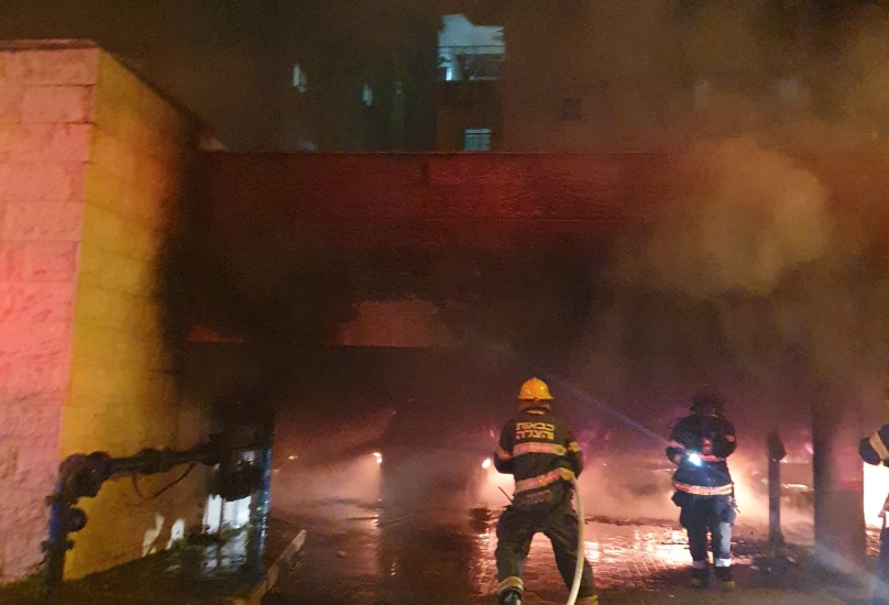 حيفا ٢٥ اصابه جراء استنشاق الدخان.