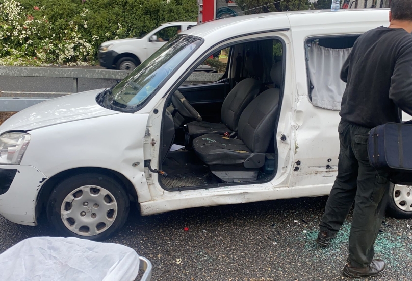 إنقاذ شخص عالق جراء حادث طرق في حيفا